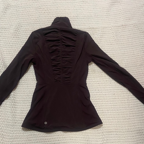 Lululemon Round Trip Jacket, SZ 2 Dark Plum - Picture 5 of 6